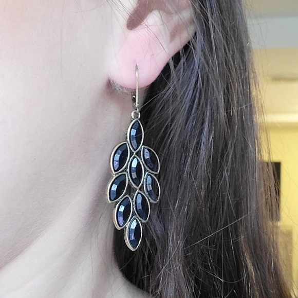Pair of Gem Leaf Drop Earrings - Picture 6 of 8